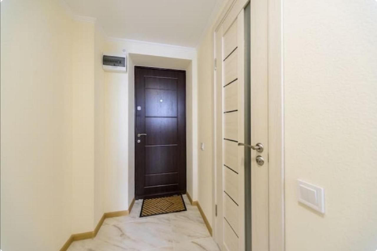 Апартаменты Loft Smart House Киев Экстерьер фото