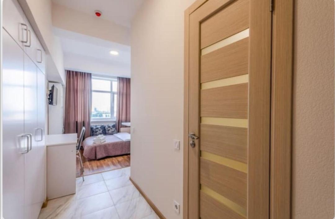 Апартаменты Loft Smart House Киев Экстерьер фото